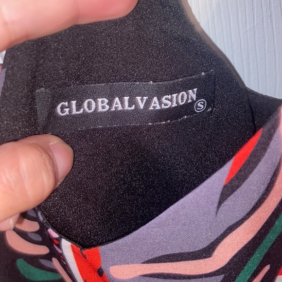 Colorful dress - Picture 3 of 6